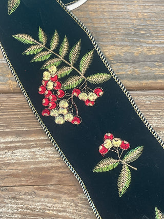 RIBBON - 4X5 BERRY EMBROIDERED VELVET -RED/MX