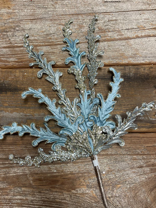 26'' ACANTHUS LACE -LIGHT BLUE